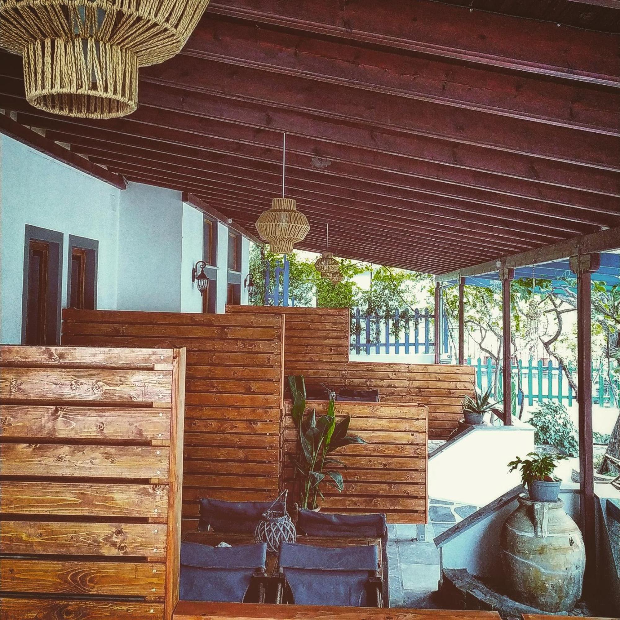 Дом отдыха Amfithea Seaview *